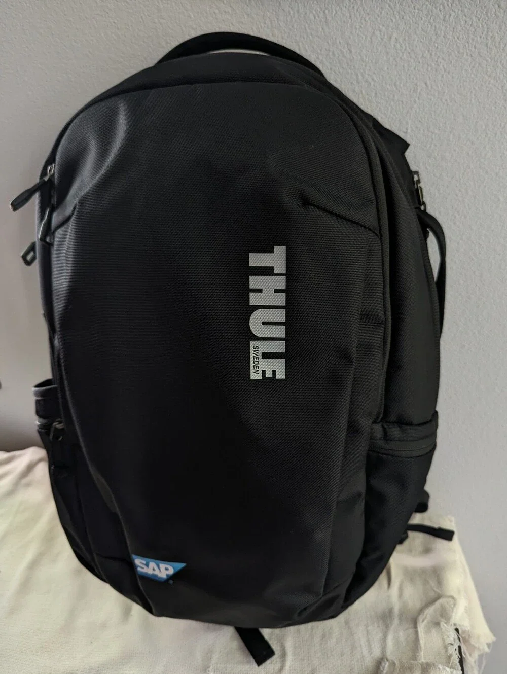 Thule Subterra 23L Backpack - Black (With Small Logo)